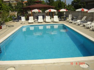 Hotel ChriS, Sveti Vlas