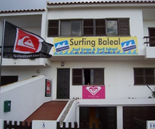 Surfing Baleal, Peniche