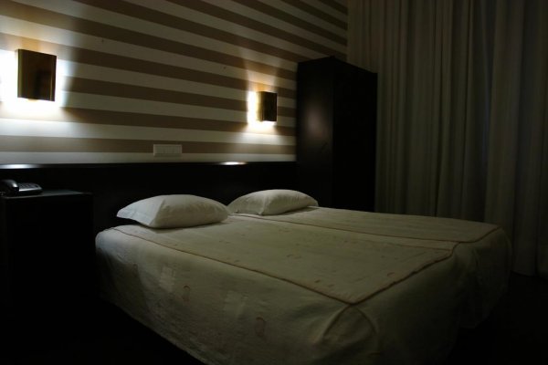 Hotel Universal, 포르토