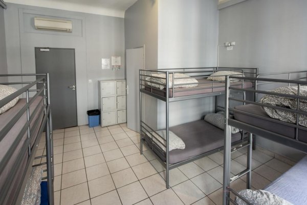 Hostel Pastoral, Ница