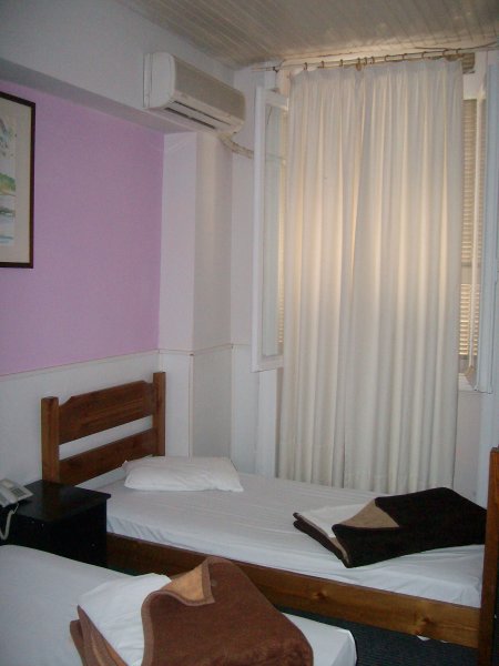 Zorbas Hotel & Hostel, Ateny