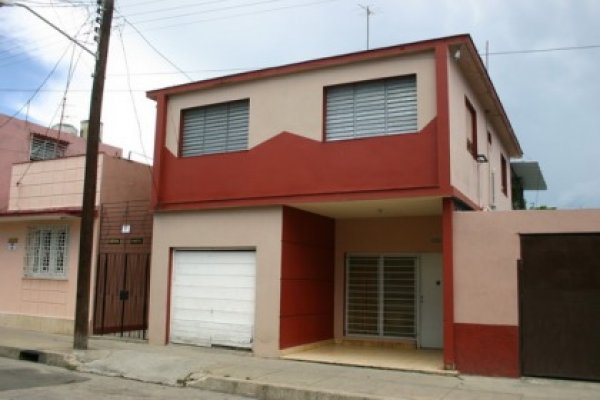 Villa Raquel Cienfuegos, シエンフエゴス 