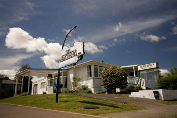 Bradshaw's Travel Lodge,  Taupo