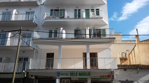 Hostal Villa Maruja, Па́льма-де-Мальо́рка