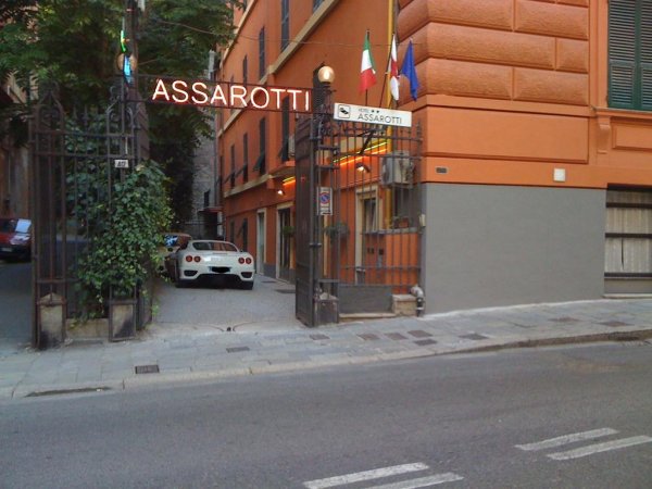 Hotel Assarotti, Генуя