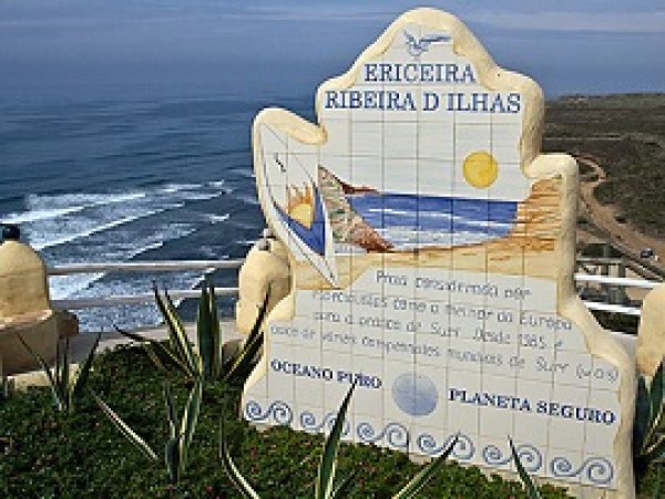 Ribeira Valley Surf Camp , 에리세이라