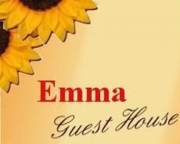Emma Guest House, Лука