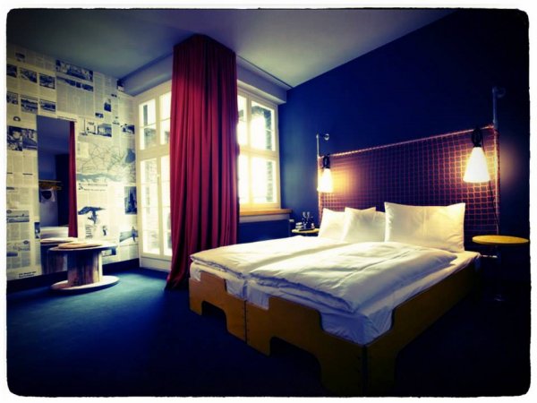 Superbude St. Pauli - Hotel Hostel Lounge, Hamburg