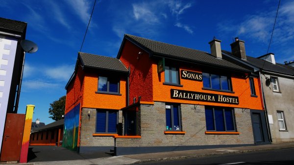 Ballyhoura Luxury Hostel, Limerick