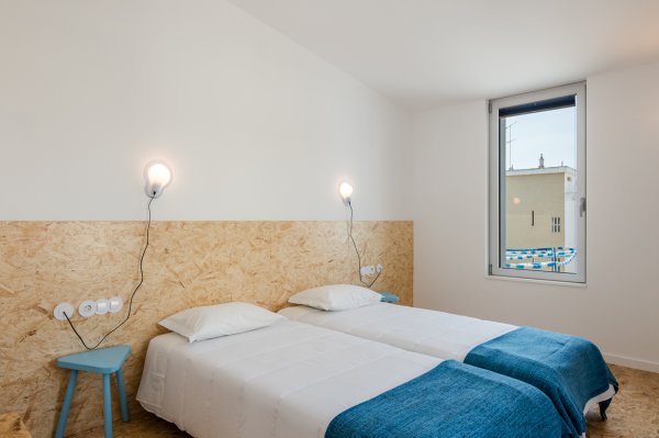 Hostel Conii and Suites Algarve, Картейра
