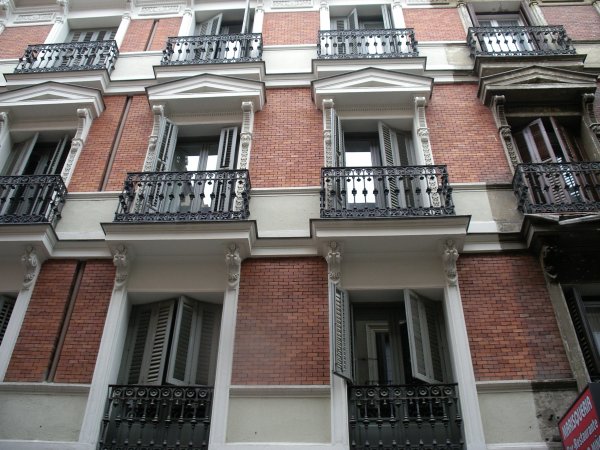 Hostal Dominguez, Madridas