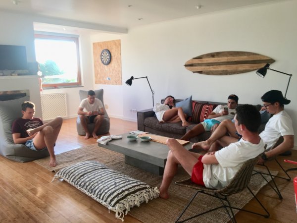Free Spirit House Cascais – Surf & Yoga Retreats, केसकैस