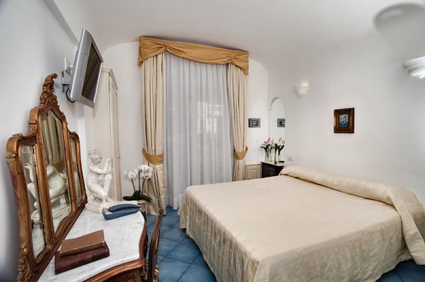 Hotel Bussola, Capri